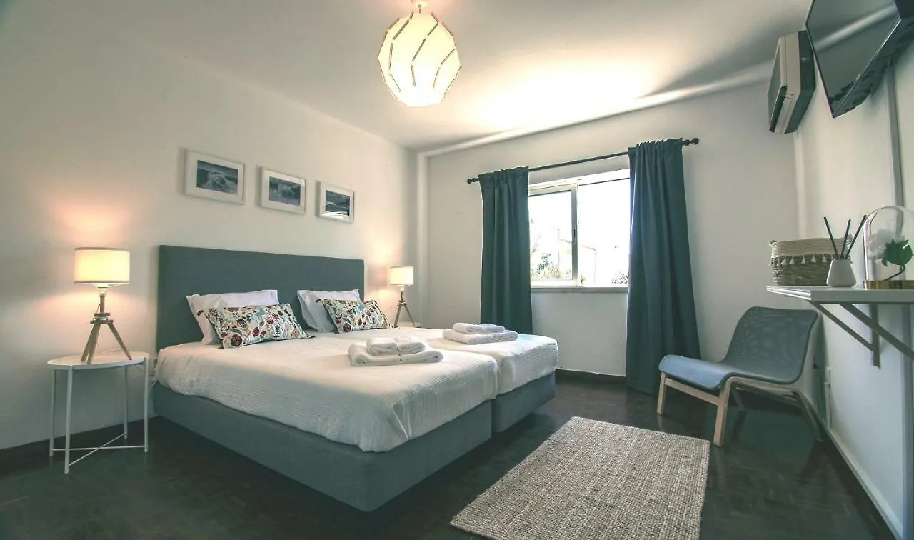 Pine House - Faro Airport, Beach And City Center