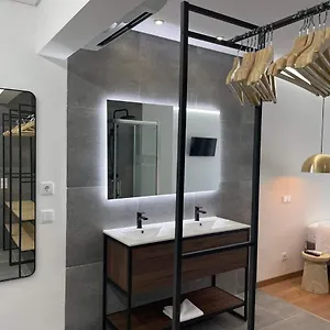  Guest house Pontinha Exclusive House
