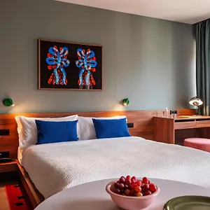 Numa Anjos Lisbon
